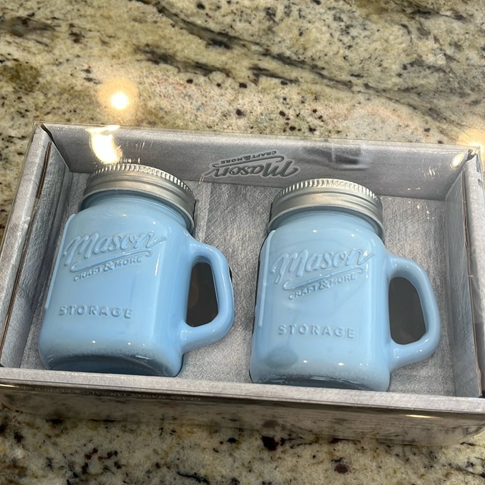 Mason jar salt and pepper shakers
